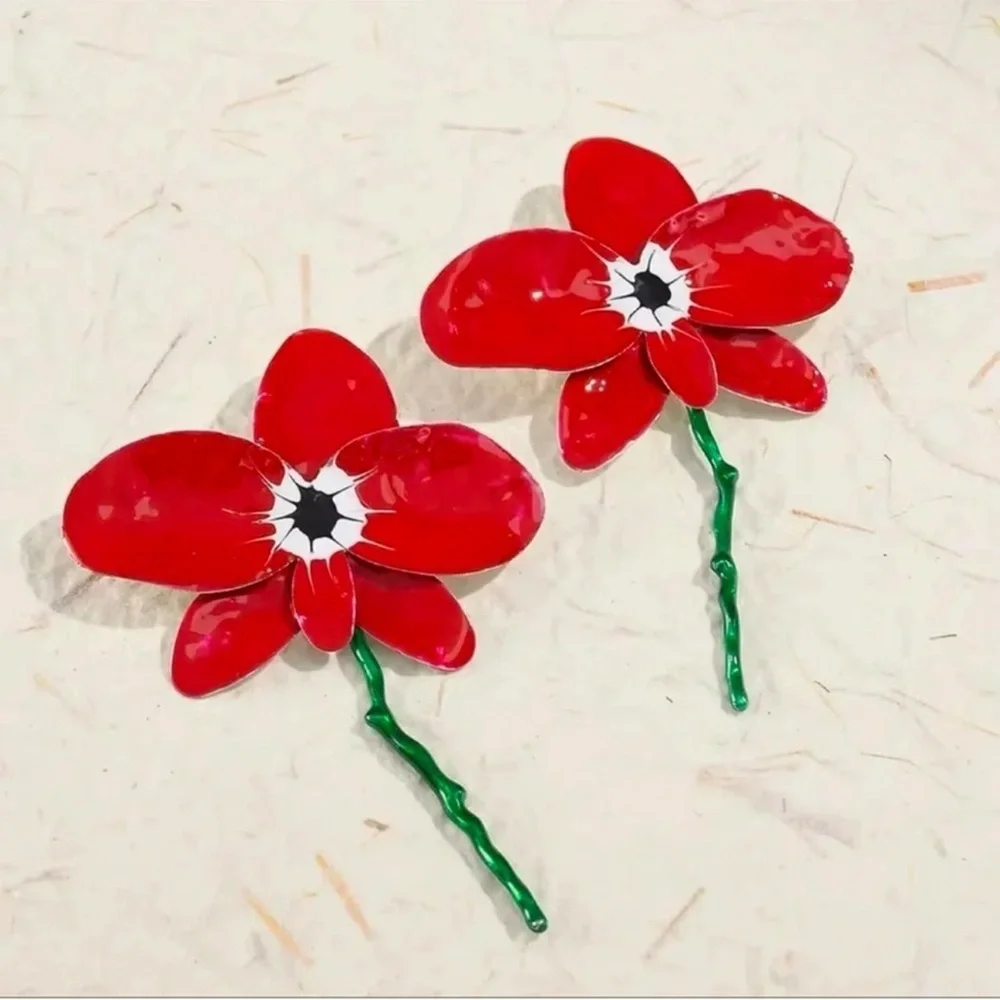 New! Red Hand Painted Flower Statement Earrings NWOT (1038) - Picture 2 of 3